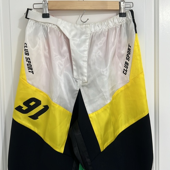 Bottoms - Picture 2 of 7